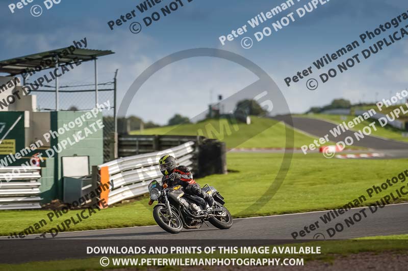 anglesey;brands hatch;cadwell park;croft;donington park;enduro digital images;event digital images;eventdigitalimages;mallory;no limits;oulton park;peter wileman photography;racing digital images;silverstone;snetterton;trackday digital images;trackday photos;vmcc banbury run;welsh 2 day enduro